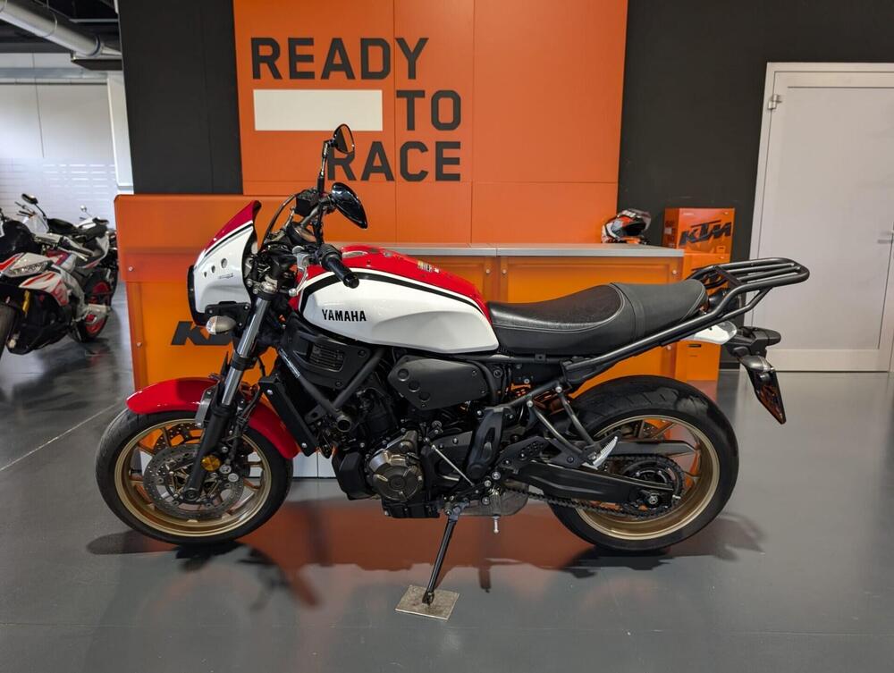 Yamaha XSR 700 (2021) (2)