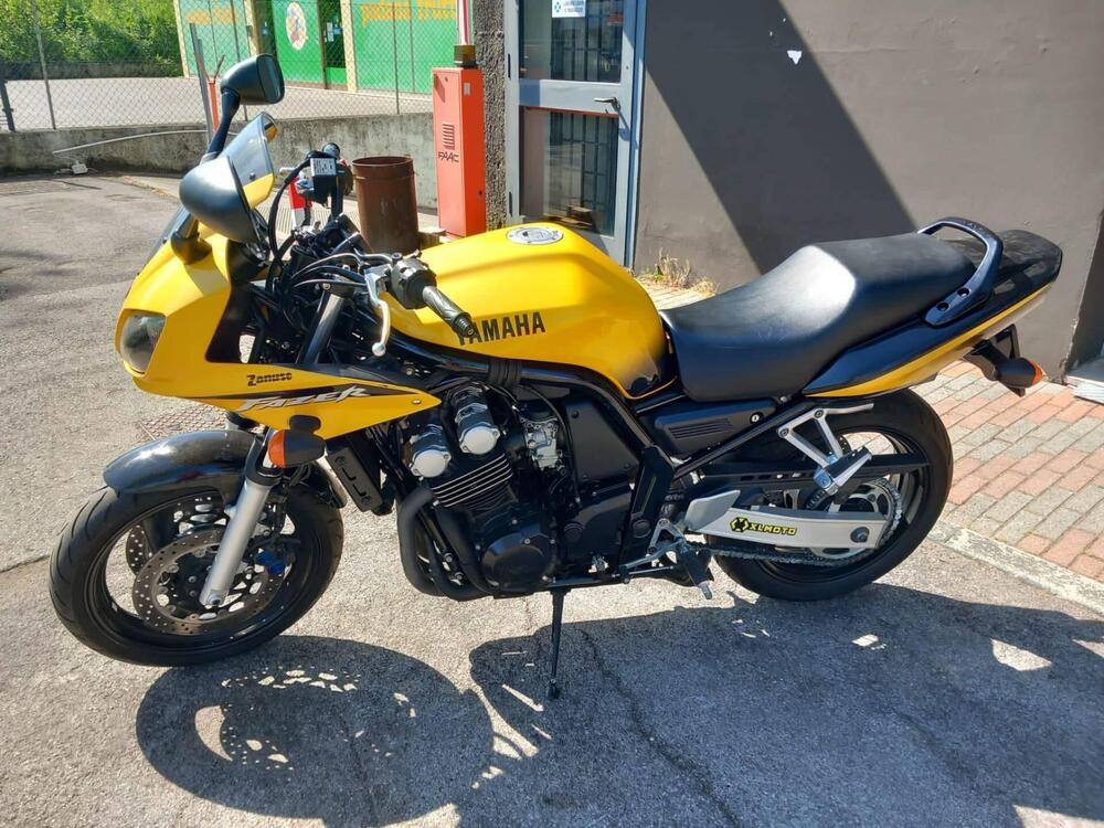 Yamaha FZS 600 Fazer (2002 - 03)