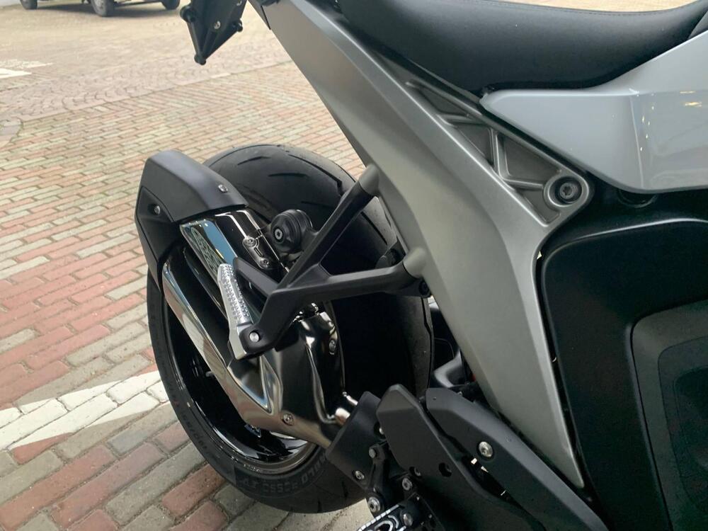 Bmw R 1300 R (2026) (4)