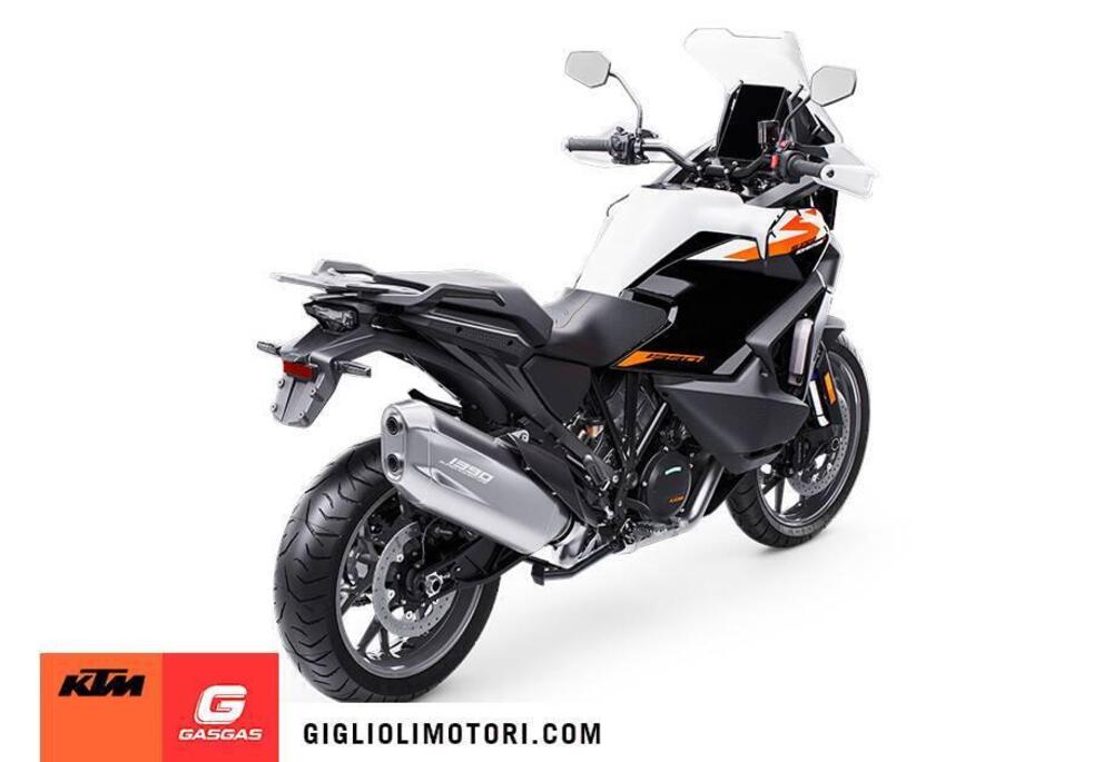 KTM 1390 Super Adventure S EVO (2026) (13)