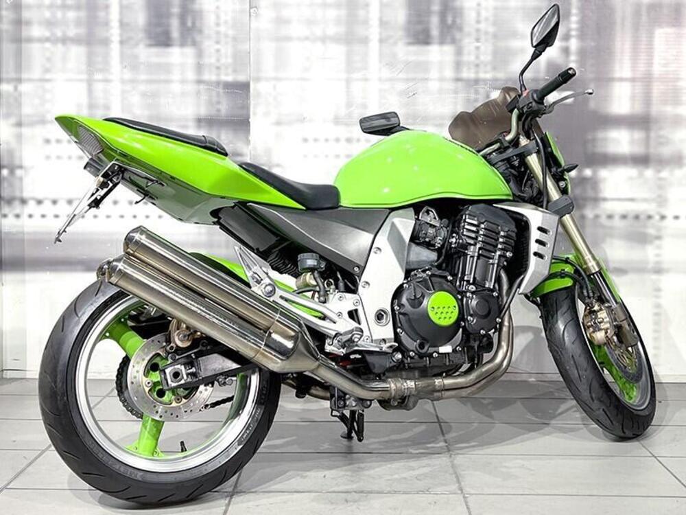 Kawasaki Z 1000 (2003 - 06) (8)