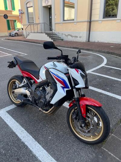 Honda CB 650 F ABS (2014 - 17) usata