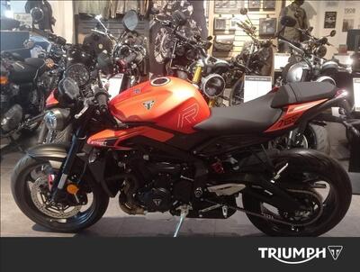 Triumph Street Triple 765 R (2023 - 25) usata