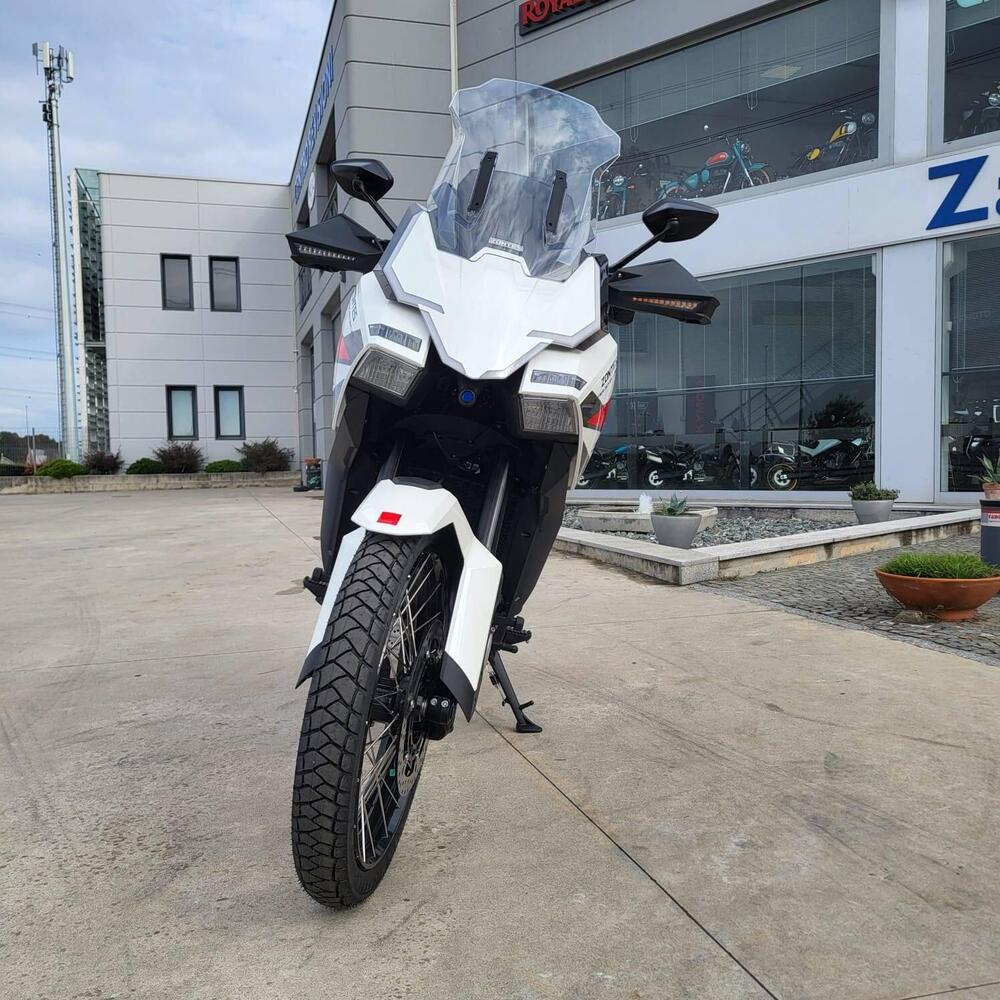 Zontes ZT703-F (2025 - 26) (3)