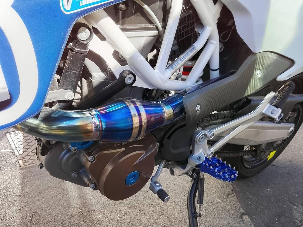 Husqvarna 701 Supermoto (2017 - 19) (6)