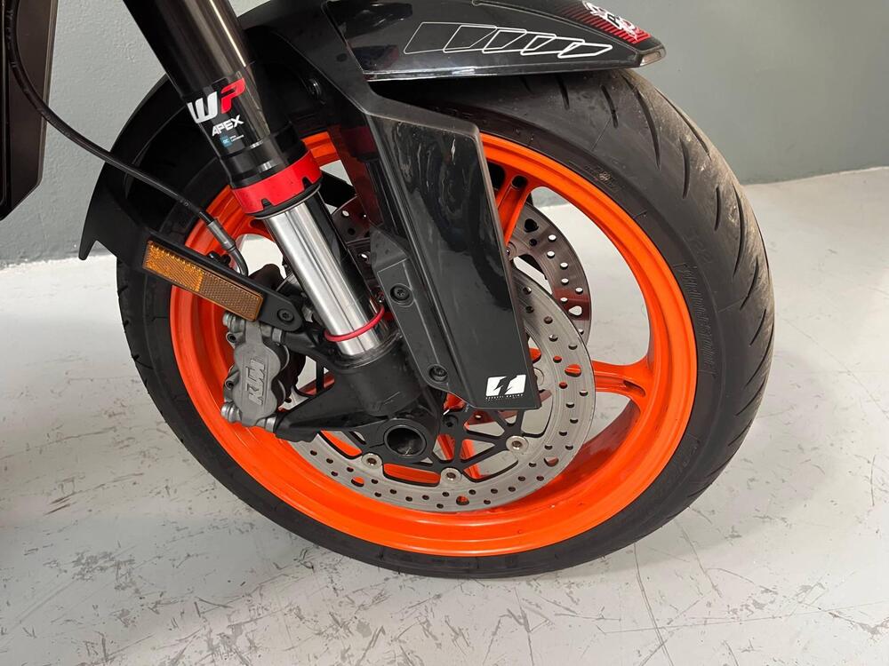 KTM 990 Duke (2024 - 26) (10)