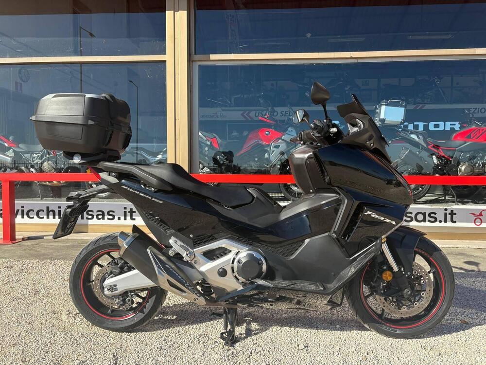 Honda Forza 750 DCT (2021 - 24) (4)