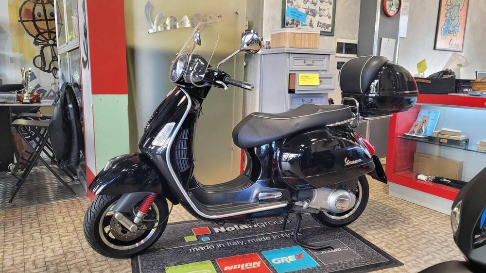 Vespa GTS 300 Super (2008 - 16) (3)