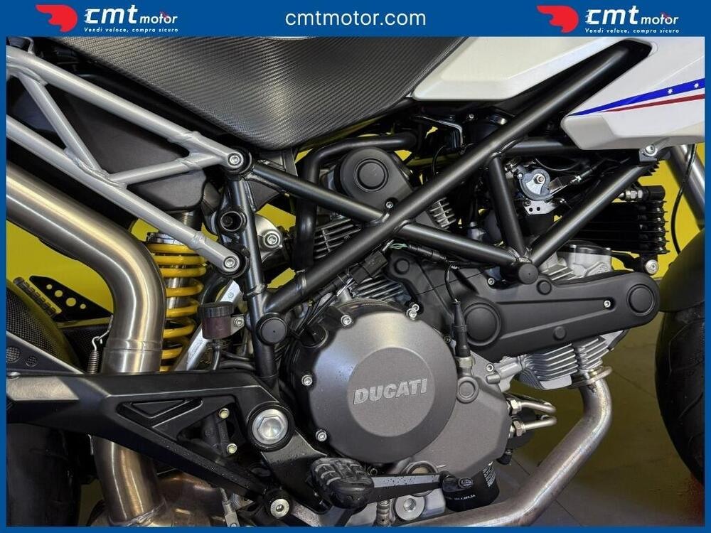 Ducati Hypermotard 796 (2012) (6)