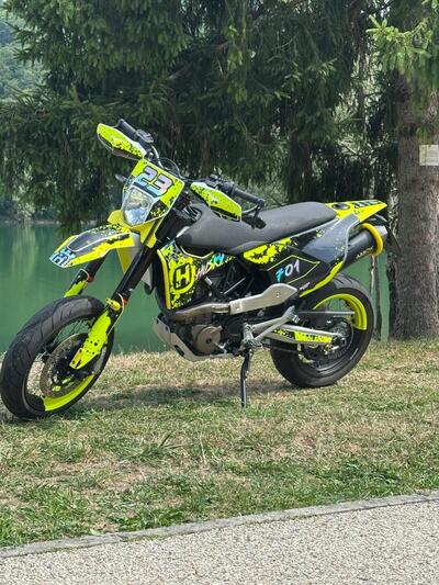 Husqvarna 701 Supermoto (2023 - 25) usata