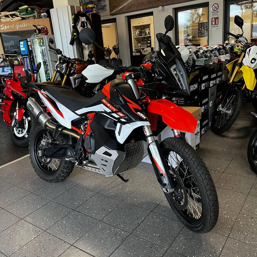 KTM 890 Adventure R (2023 - 24) (4)
