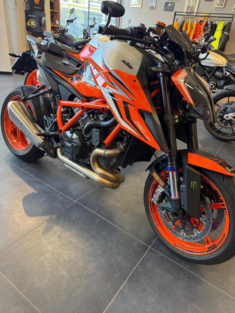 KTM 1290 Super Duke R EVO (2022 - 23) (6)