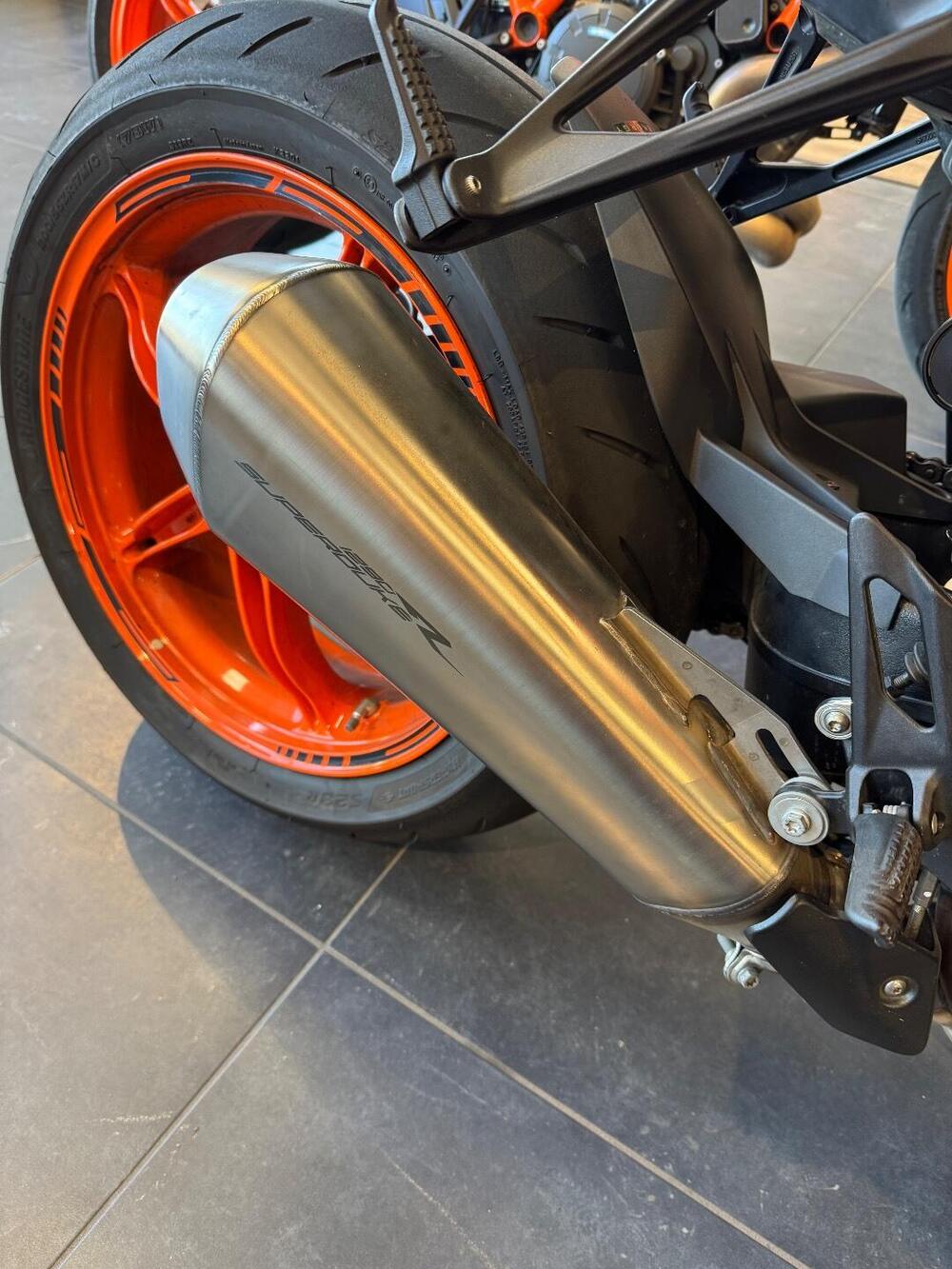 KTM 1290 Super Duke R EVO (2022 - 23) (16)