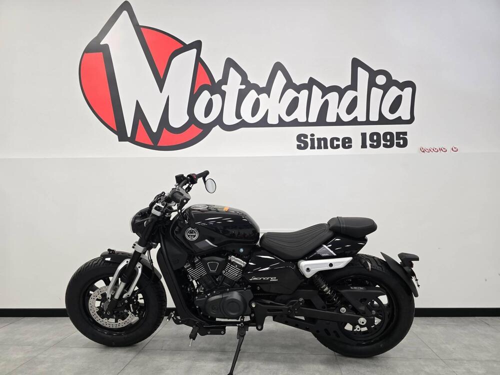 Benelli Leoncino 400 Bobber (2026) (3)