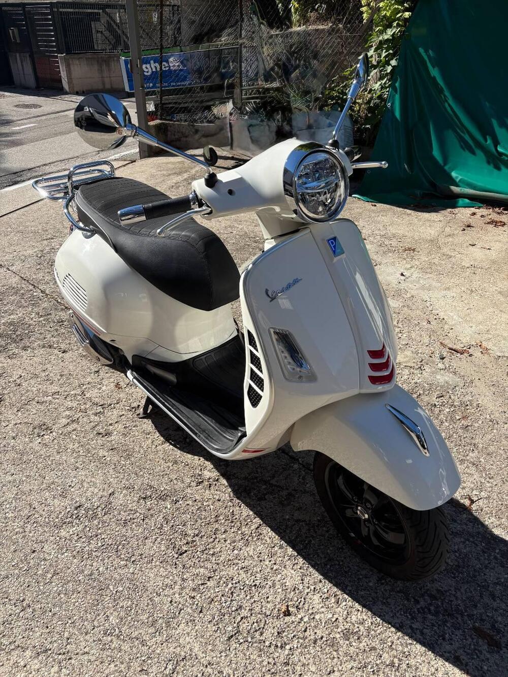 Vespa GTS 300 Super Sport (2023 - 24) (2)