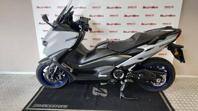 Yamaha T-Max 560 (2020 - 21) usata