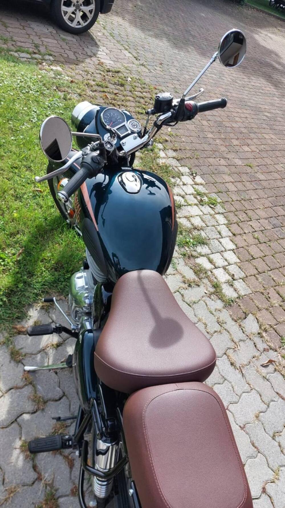 Royal Enfield Classic 350 (2021 - 26) (3)