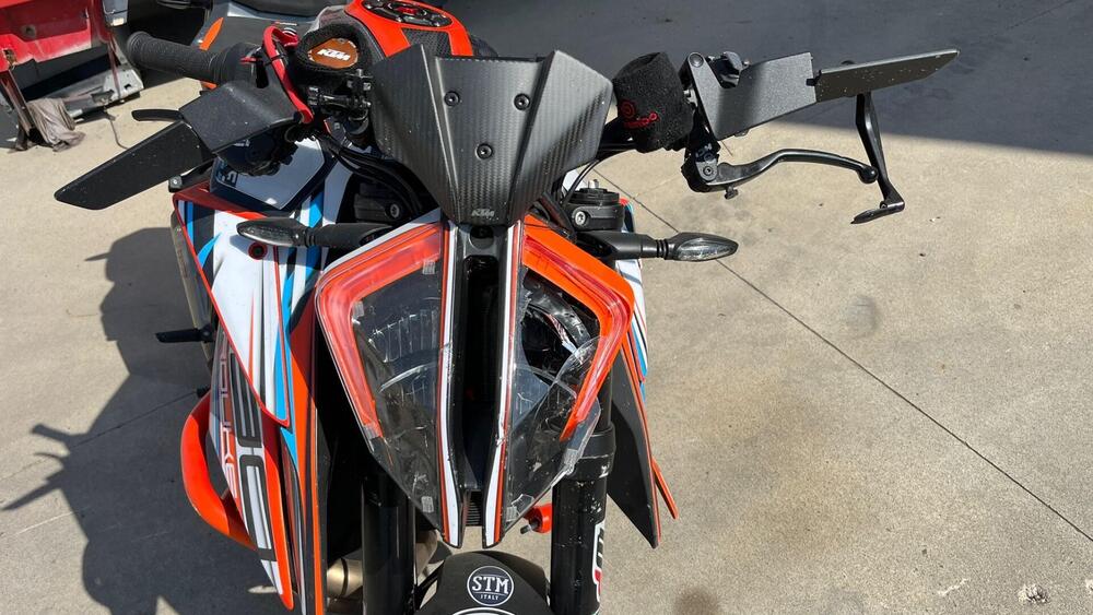 KTM 1290 Super Duke R (2020) (10)