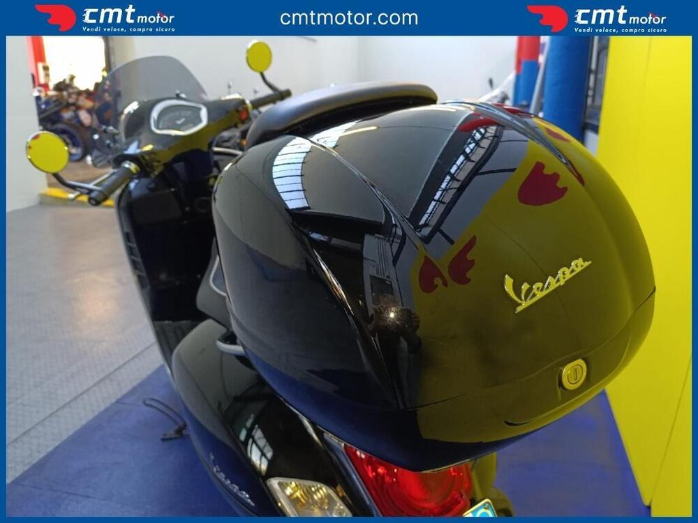 Vespa GTS 300 Hpe (2019) (7)