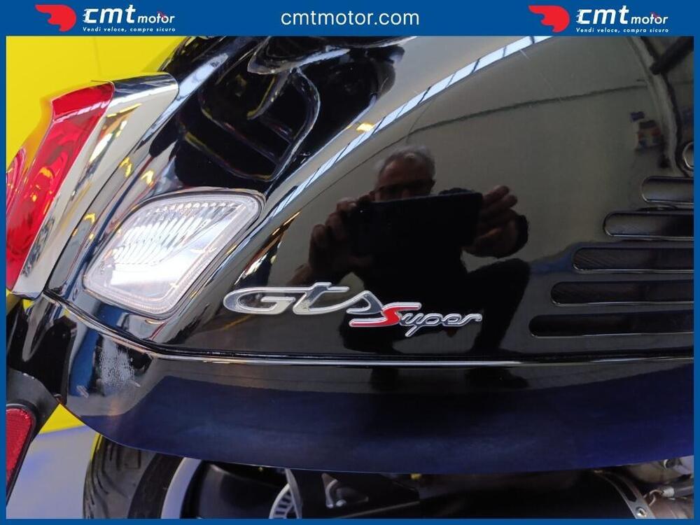 Vespa GTS 300 Hpe (2019) (10)