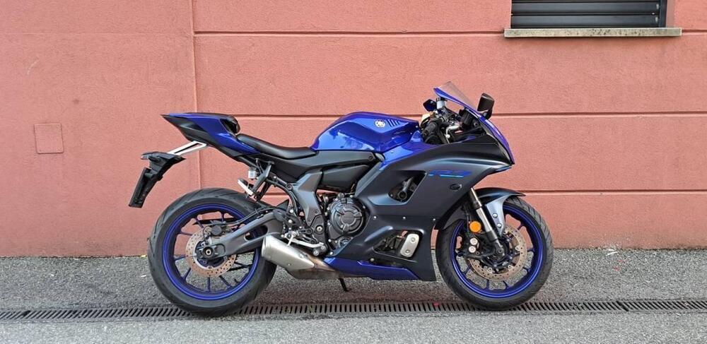 Yamaha YZF R7 (2021 - 25)