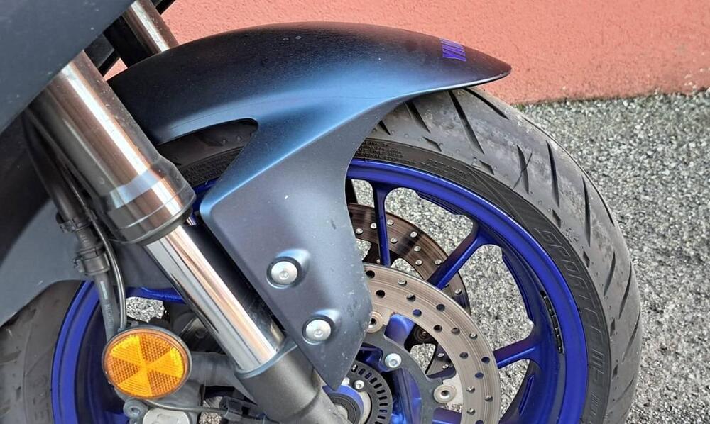 Yamaha YZF R7 (2021 - 25) (2)