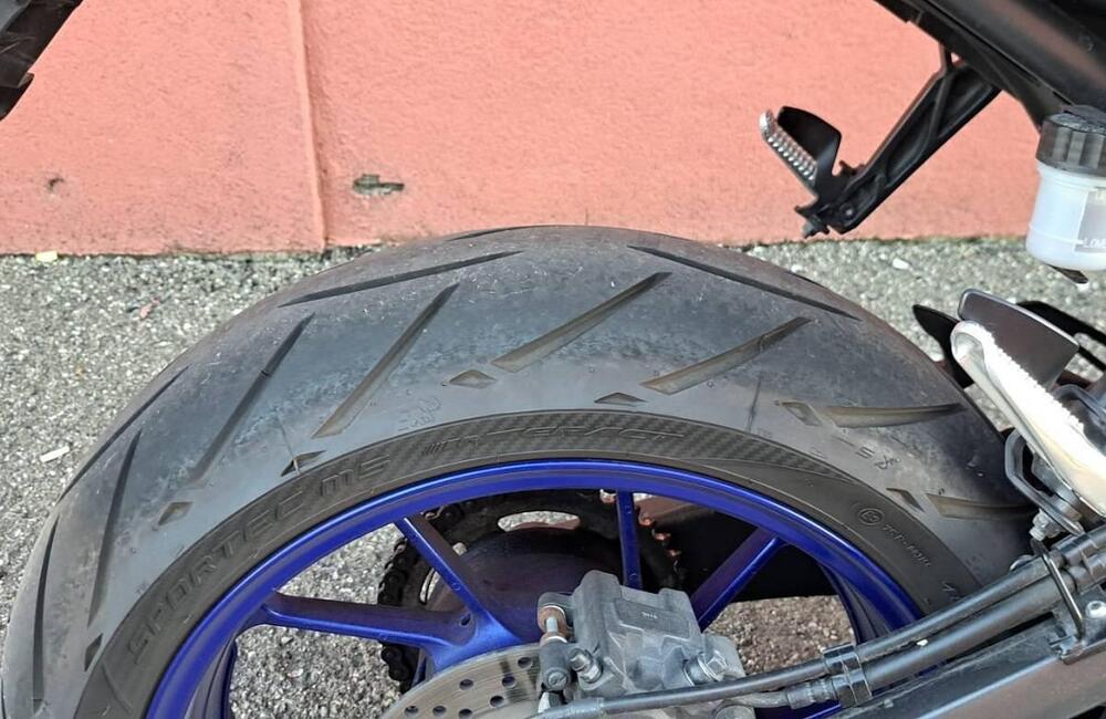 Yamaha YZF R7 (2021 - 25) (3)