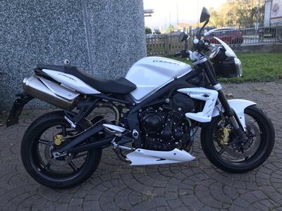 Triumph Street Triple R (2009 - 12) usata