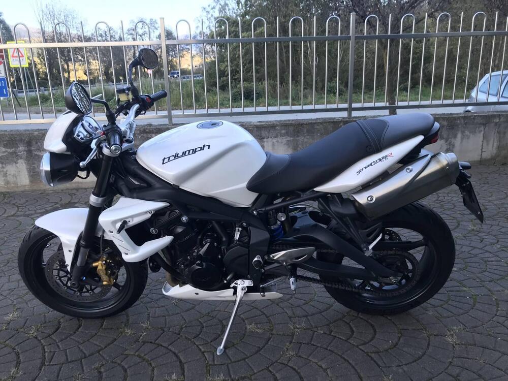 Triumph Street Triple R (2009 - 12) (3)