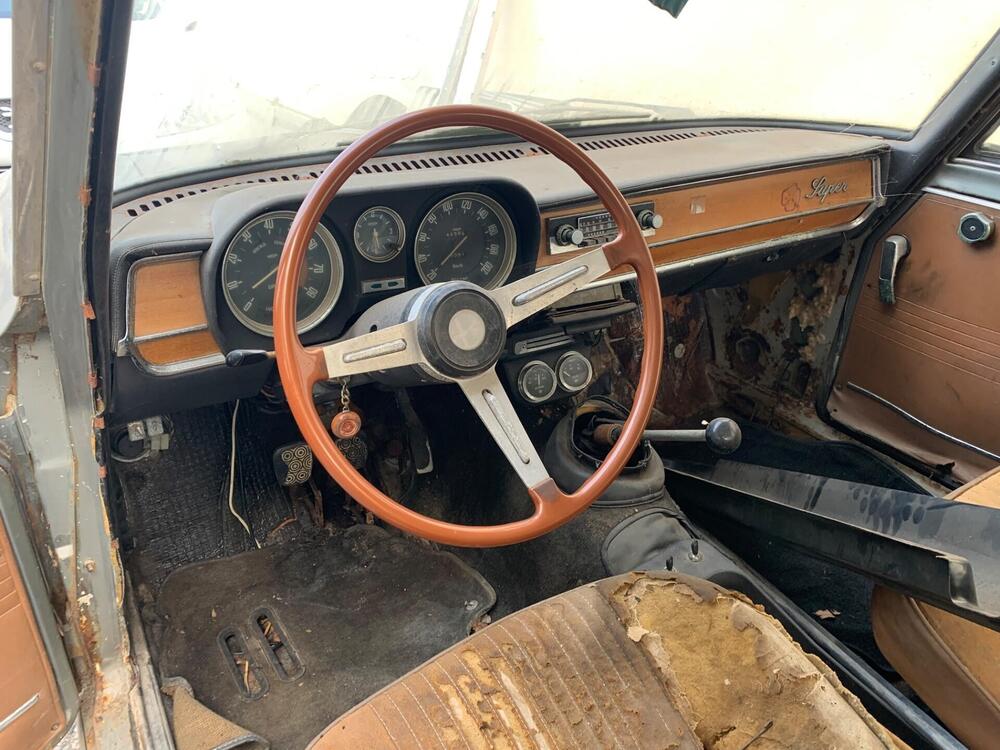 Alfa Romeo GIULIA SUPER BISCIONE 1.6 DA RESTAURO  d'epoca a Cremona (8)