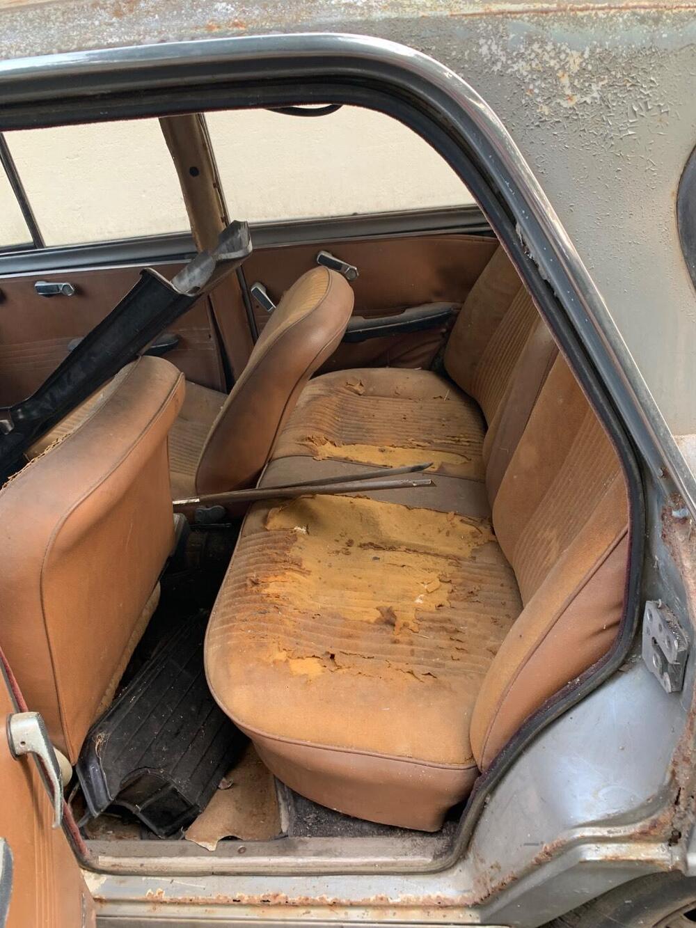 Alfa Romeo GIULIA SUPER BISCIONE 1.6 DA RESTAURO  d'epoca a Cremona (12)