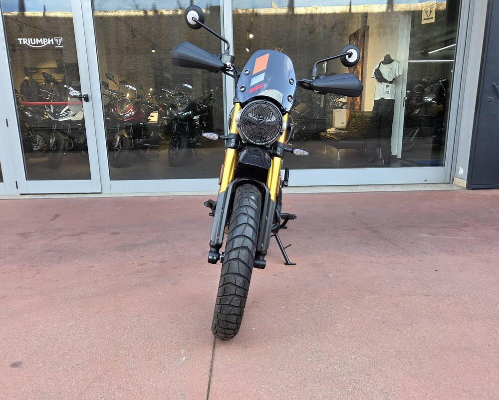 Triumph Scrambler 400 XC (2025 - 26) (11)