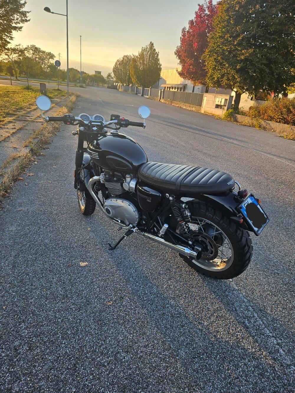 Triumph Bonneville T120 (2021 - 25) (4)