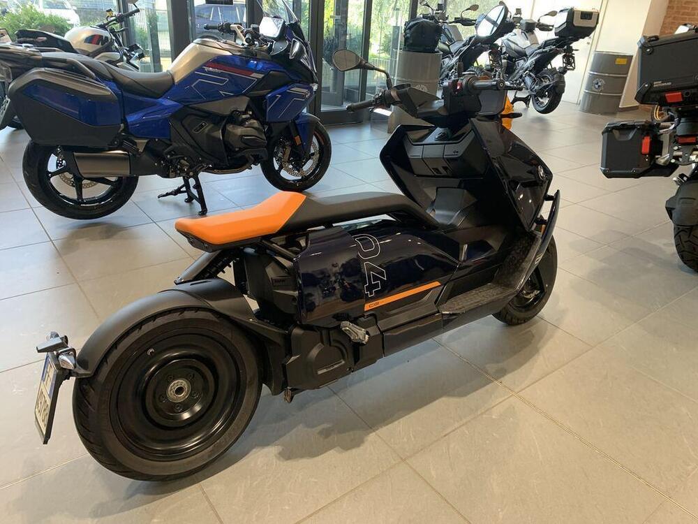 Bmw CE 04 (2021 - 25) (3)