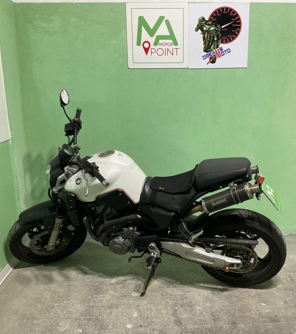 Yamaha MT-03 (2006 - 14) (2)