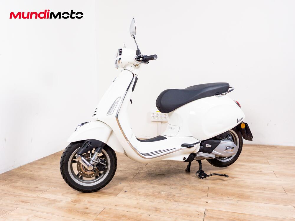 Vespa Primavera 125 Batik (2024 - 26) (8)
