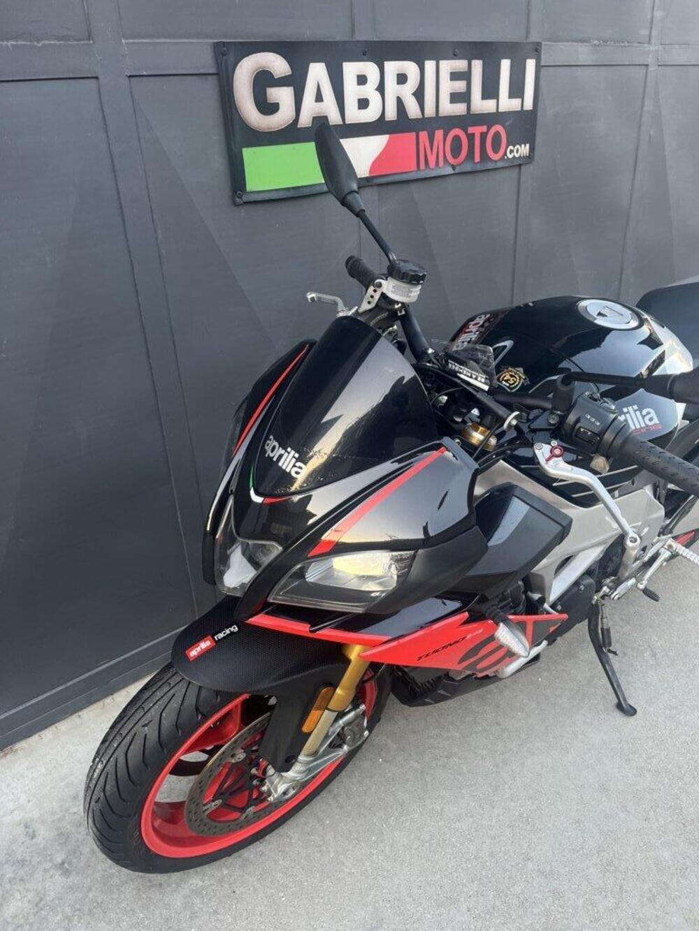 Aprilia Tuono V4 Factory (2019 - 20) (2)