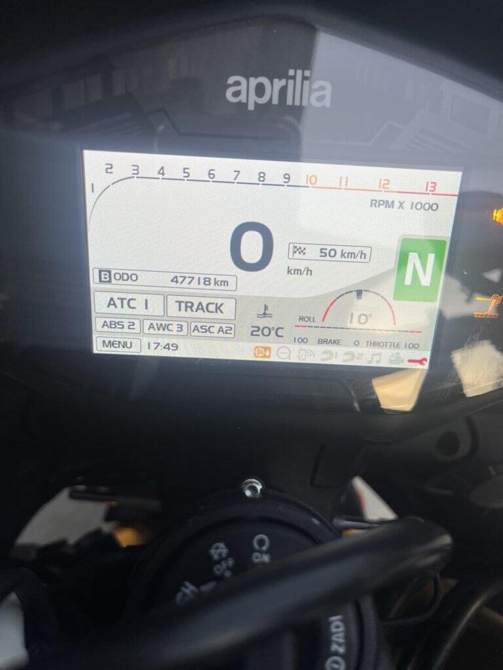 Aprilia Tuono V4 Factory (2019 - 20) (4)