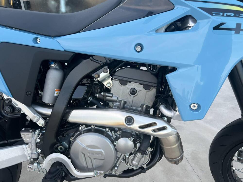 Suzuki DR-Z4SM (2025 - 26) (4)