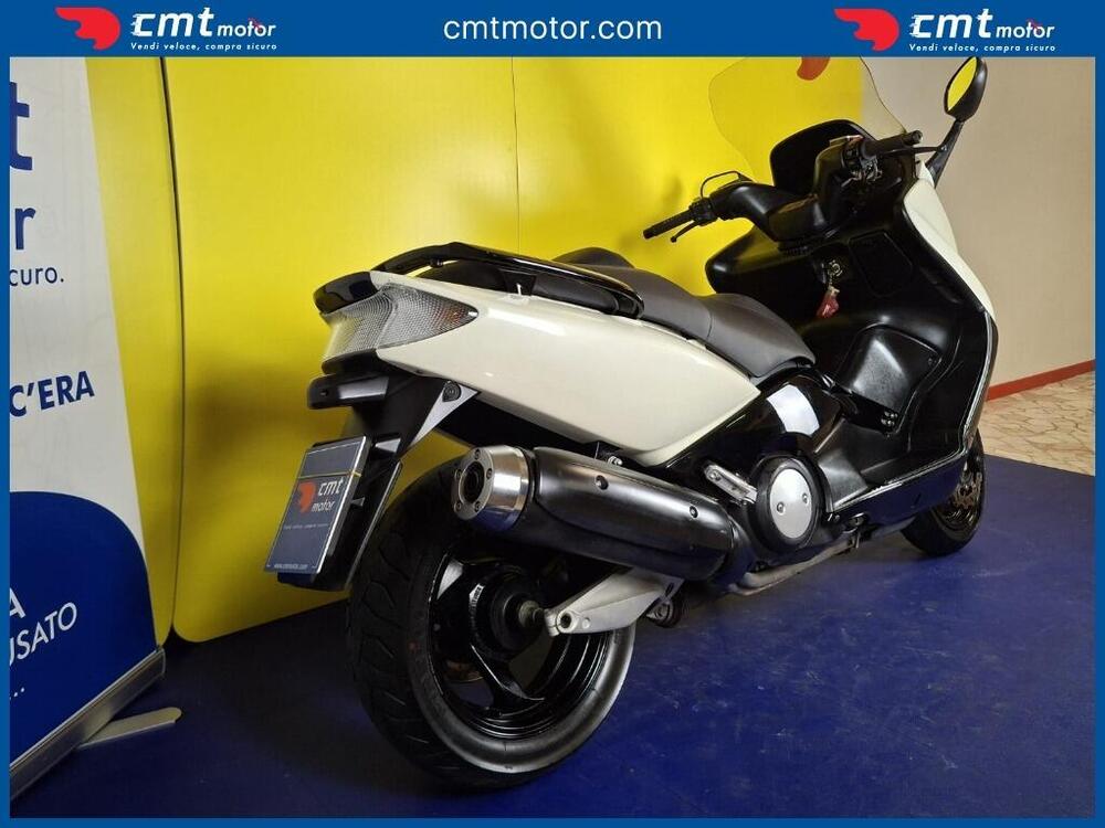 Yamaha T-Max 500 (2001 - 03) (8)