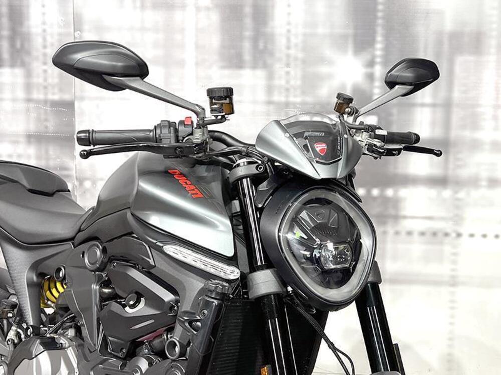 Ducati Monster 937 + (2021 - 25) (9)