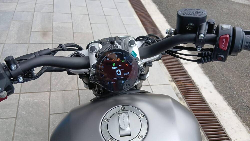 Benelli Leoncino 400 Bobber (2026) (5)