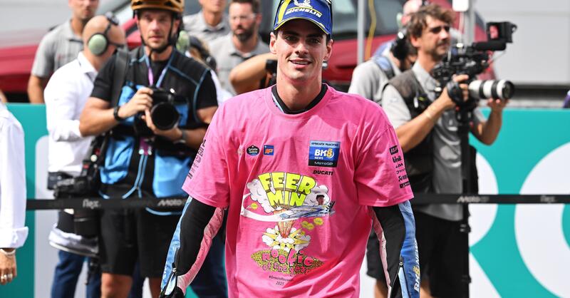 MotoGP 2025. GP della Malesia. Fermin Aldeguer, rookie dell&#039;anno (con maglietta bellissima!): &quot;Sono troppo giovane per i Green Day!&quot;