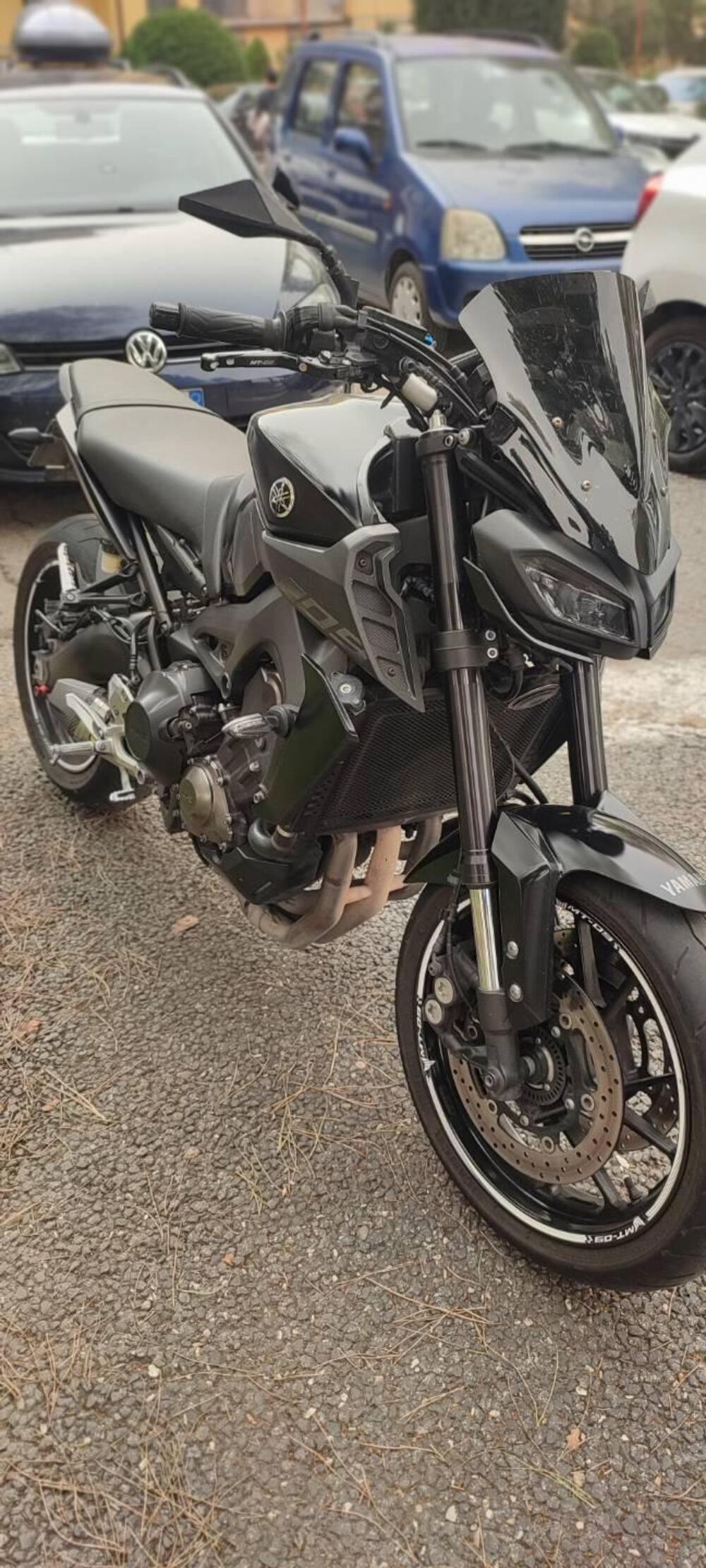 Yamaha MT-09 (2017 - 20) (9)