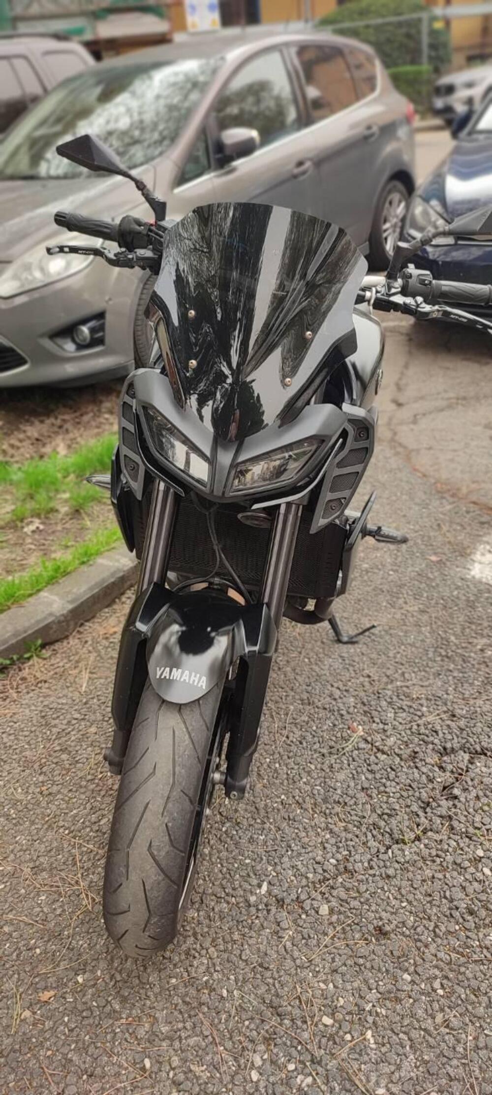 Yamaha MT-09 (2017 - 20) (10)