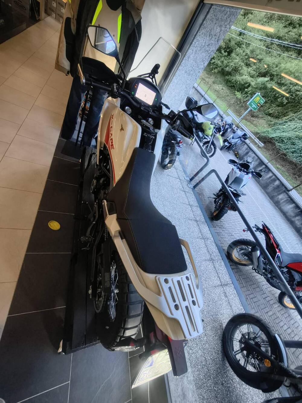 Moto Morini X-Cape 650 (2021 - 25) (4)