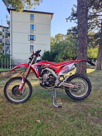 Honda CRF 450 R (2017) usata