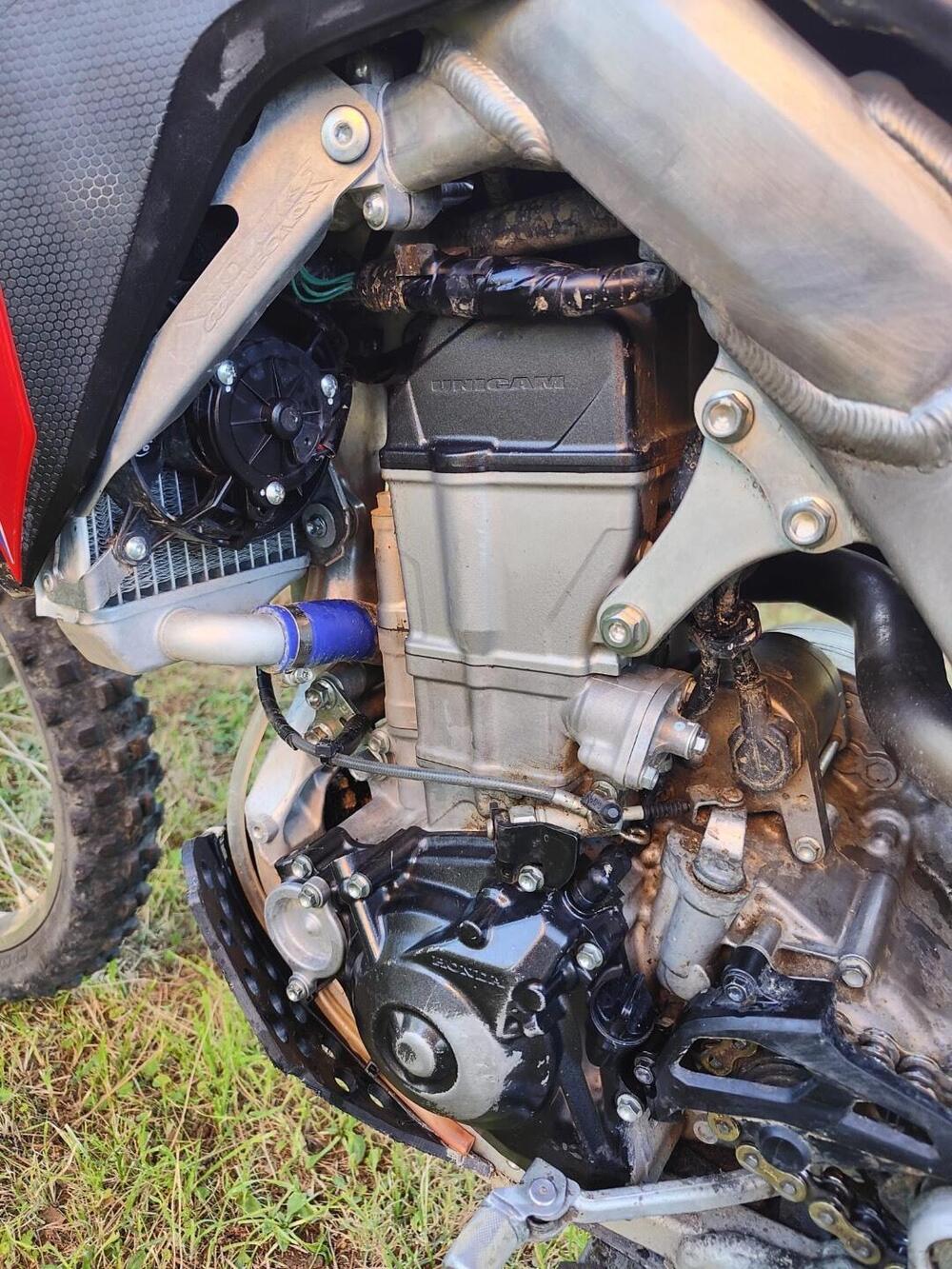 Honda CRF 450 R (2017) (13)