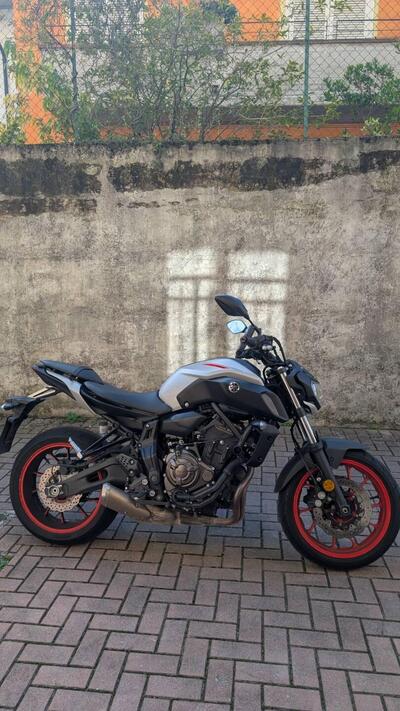 Yamaha MT-07 (2018 - 20) usata