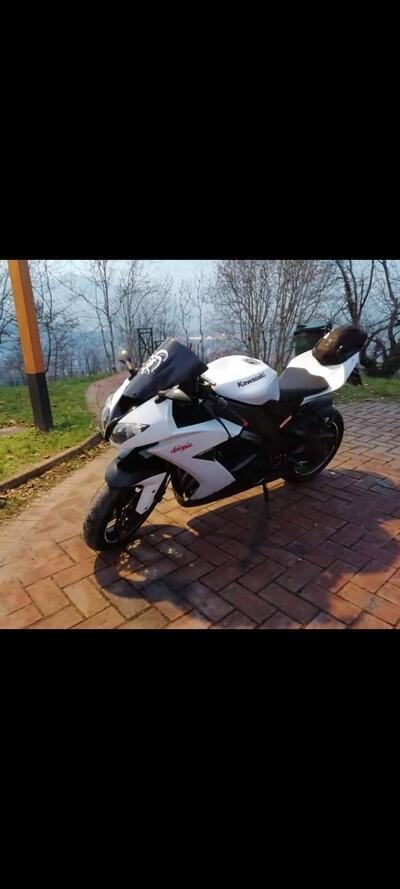 Kawasaki Ninja 1000 ZX-10R (2010 - 11) usata